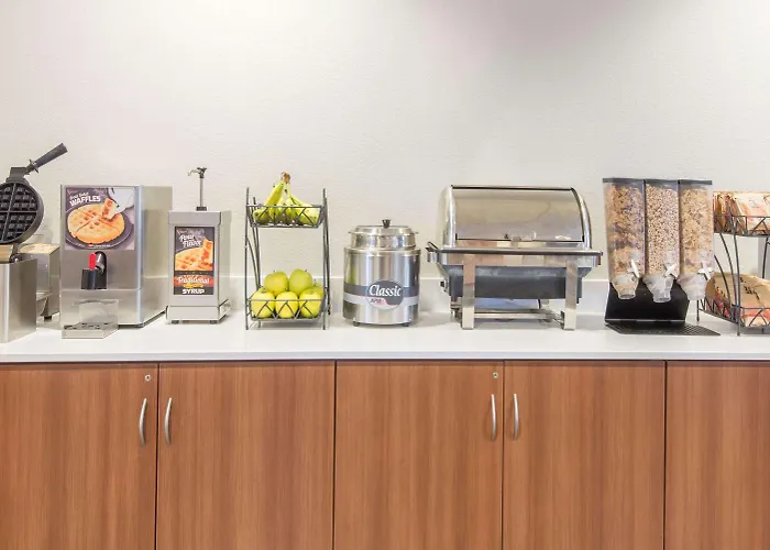 Microtel Inn & Suites By Wyndham Cadiz