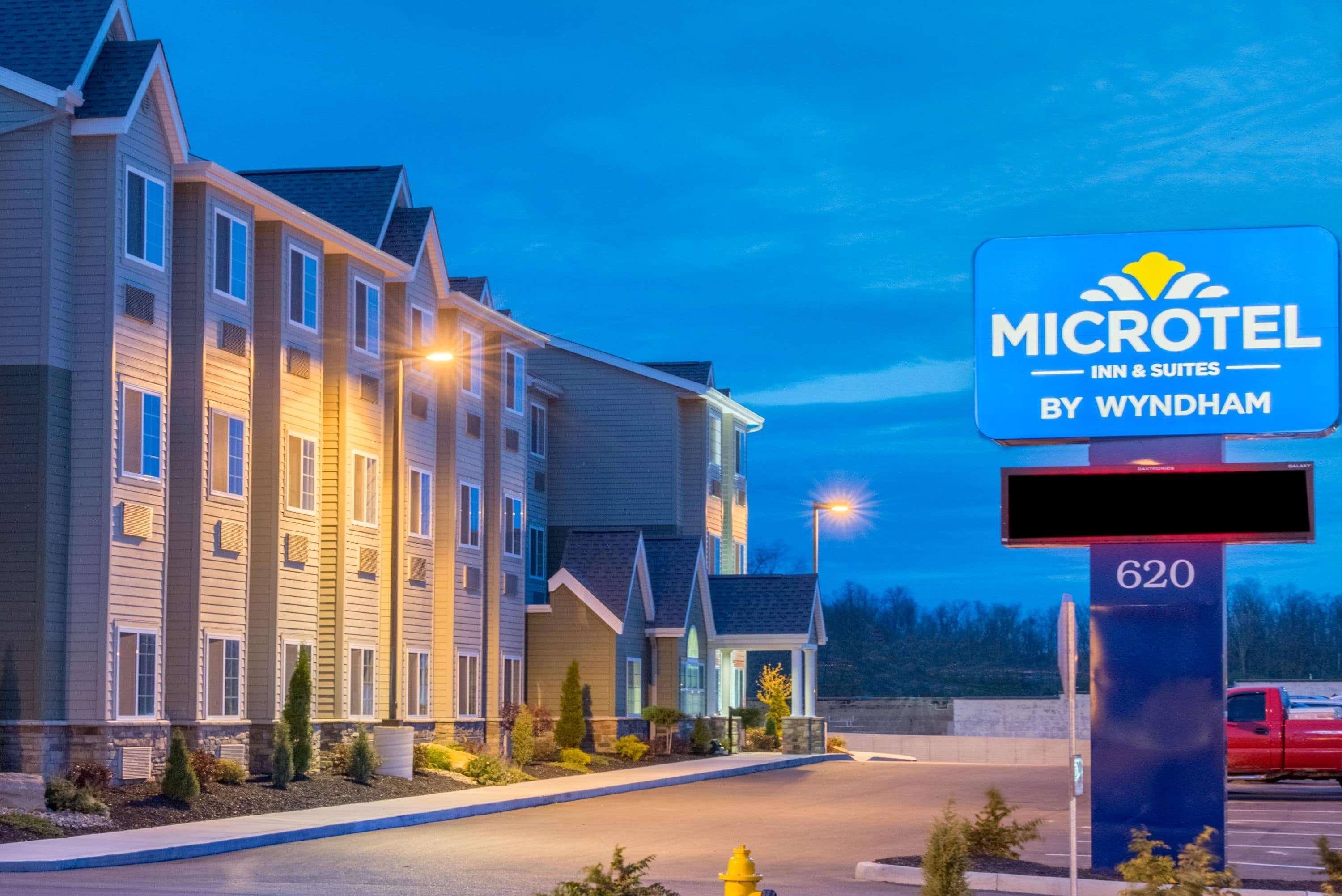 Microtel & By Wyndham Hotel Cadiz